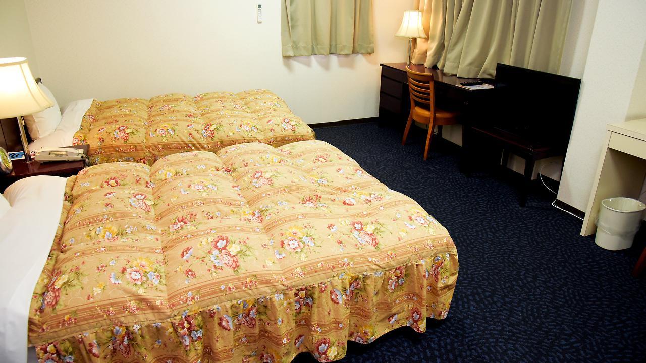 Business Hotel Shuttle Кумамото Экстерьер фото